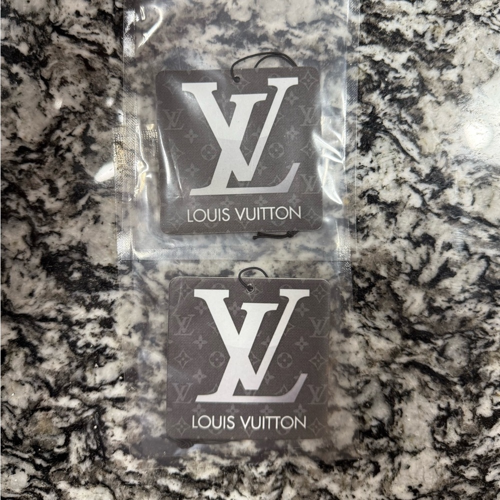 Louis Vuitton “Black Ice” Air Fresheners (2 t  N otal fresheners)